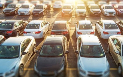 Araba fiyatları güncellendi motoruna göre yeni araba fiyatları