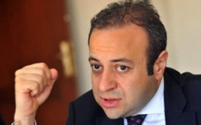 Egemen Bağış'tan Twitter'da Yüce Divan mesajı!