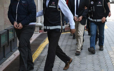 Afyonkarahisar'da FETÖ operasyonunda 6 şüpheli tutuklandı