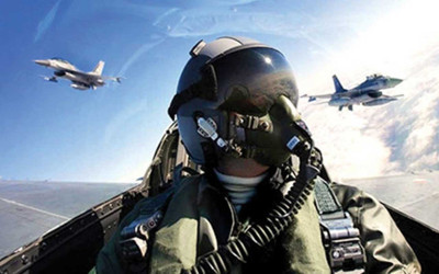 Eurofighter Typhoon tedariki kapsamında Türk pilotları uçuş eğitimlerine başladı