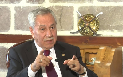 Bülent Arınç damadı sorulunca bunu dedi : KHK ile atılınca özelde iş vermediler