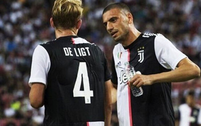 Merih Demiral çılgınlığı! Juventus taraftarı ısrarla onu istiyor
