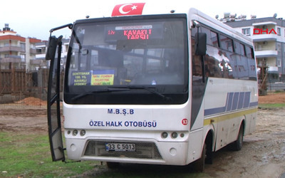 Mersin'de otobüs şoförüne cep telefonu dayağı