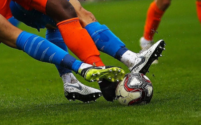 Lider Arsenal son sıradaki takımla berabere kaldı