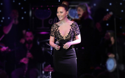 Ebru Gündeş'in 14 Şubat Sevgililer Günü'nde kazanacağı para dudak uçuklattı!