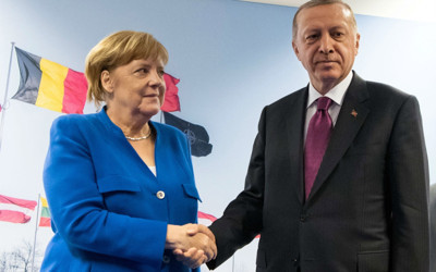 Merkel, Erdoğan ile görüşmek için yarın Türkiye'ye geliyor! İşte masadaki konular