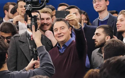 Ali Babacan'ın partisinin kurucular kurulu listesi sızdı! Bomba isimler var