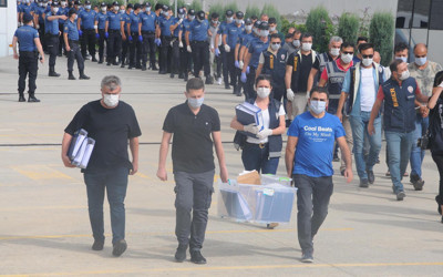 Kocaeli'de günlük kazancı 546 bin TL olan çete 'Körfez Kurdu' operasyonuyla çökertildi
