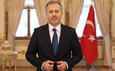 Ali Yerlikaya aslen nereli, kaç yaşında? Ali Yerlikaya kiminle evli, eşi Hatice Nur Yerlikaya kimdir?