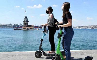 İstanbul'da elektrikli skuterler yavaşlatıldı!