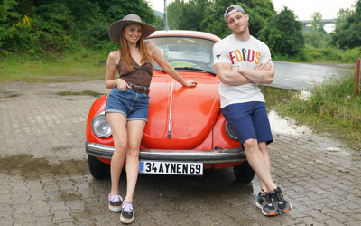 Nilperi Şahinkaya ve Kerem Bürsin'den sevindiren haber geldi Aynen Aynen geliyor