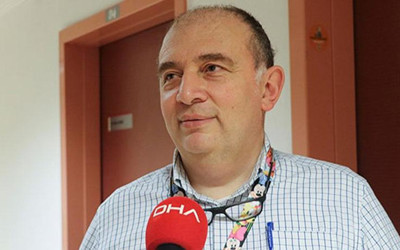 Dondurmadaki virüs korkuttu! Bilim Kurulu üyesi Prof. Dr. Ateş Kara soru yağmuruna tutuldu