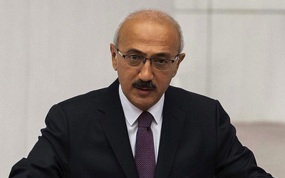 Hazine ve Maliye Bakanı Lütfi Elvan'dan CHP'nin Berat Albayrak kampanyasına tepki