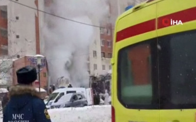 Rusya'da kafede patlama oldu ortalık savaş alanına döndü! Yaralılar var