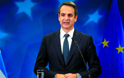 Türk komandolarını gören Miçotakis geri adım attı!