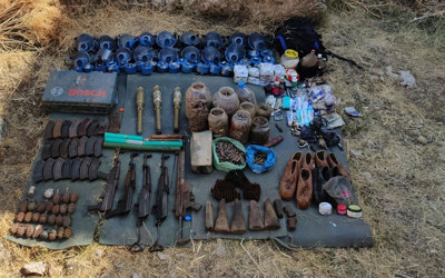 Siirt'te PKK'lı teröristlere ait patlayıcı silah ve mühimmat ele geçirildi