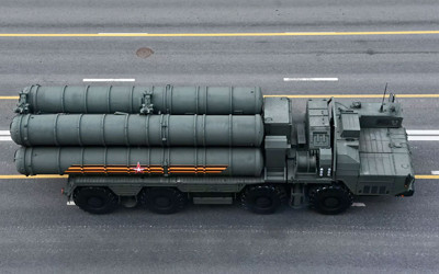 Kremlin: Türkiye'ye S-400'ün ikinci partisinin sevkiyatını gerçekleştirmeyi umuyoruz