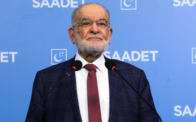 Temel Karamollaoğlu'ndan hükümete: Yunanistan'a karşı en akıllıca adım...
