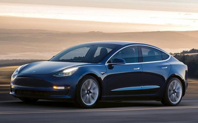 ABD'de Tesla Model 3'ün acil durum kapı açma mekanizmasıyla ilgili inceleme başlatıldı