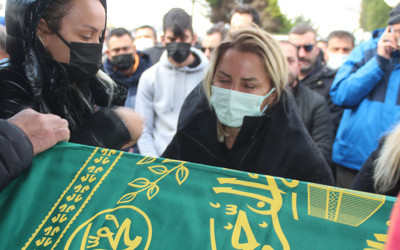 Ece Erken'in son durumu çok kötü ilaçları iç çamaşırına saklamış! Eşi için Regaip Kandili duası istedi