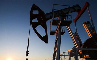 Brent petrol yüzde 4'ten fazla geriledi!