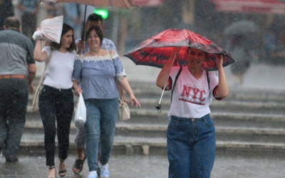 Kırklareli'de sağanak yağış etkili oluyor!