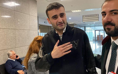CZN Burak ''Aylık gelirim 30 bin lira'' dedi ortalık karıştı! CZN Burak'tan 30 bin lira açıklaması