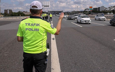 Yerlikaya duyurdu! Selektörle radar uyarısına kesilen cezalar iptal edildi
