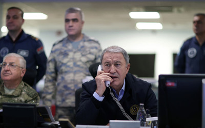 Hulusi Akar:  Teröristlerin inleri, mağaraları başlarına yıkıldı