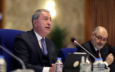 Hulusi Akar ile İYİ Parti'li Aytun Çıray arasında 'böyle oyu nah alırsın' tartışması! Akar'dan flaş açıklamalar