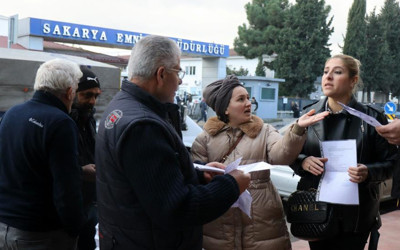 Sakarya'da aynı evi birden fazla kişiye sattığı iddiası! Yakalanınca 'özür' mesajı paylaştı