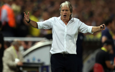 Jorge Jesus'tan yıldız futbolcuya özel önlem: Galatasaray planı belli oldu!