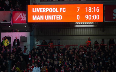 Premier Lig'de tarihi maç: Liverpool, Manchester United'a gol oldu yağdı!