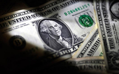 Yıl sonu dolar kuru beklentisi yükseldi