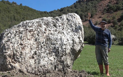 Depremin dehşet veren görüntüsü! Hepsi tarım arazilerine düştü