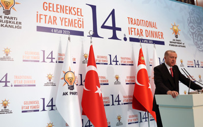 Cumhurbaşkanı Erdoğan'ın 'büyükelçiler iftarı'nda ABD Büyükelçisi Jeff Flake yoktu! 'Ne yüzle geleceksin' demişti