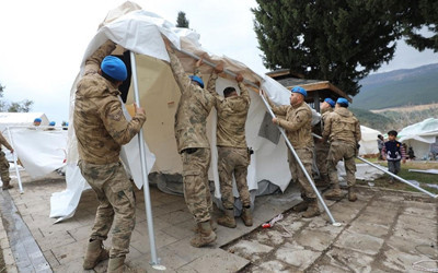 Kahramanmaraş'ta jandarma komandolar yaraları sarıyor