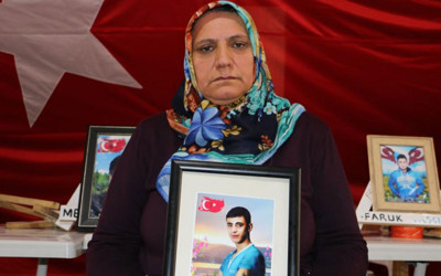 Diyarbakır'da evlat nöbeti bin 335’inci gününde