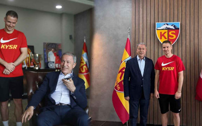 Bakan Akar'dan Kayserispor'un Yunan stoperine büyük sürpriz!