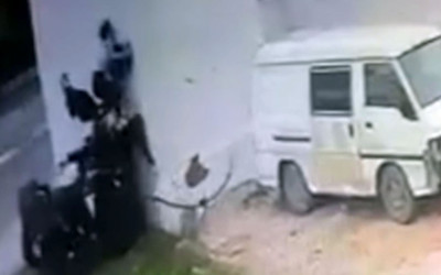 Bursa'da korkunç kaza! ATV duvara çarptı! Baba öldü, oğlu yaralandı!