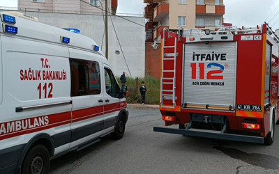 Kocaeli'de oy kullanmaya giderken evde bırakılan çocuk yangın çıkardı
