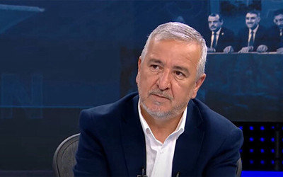 Erdoğan'ın eski metin yazarı Aydın Ünal: Profesörün oyu 1 sayılıyorsa, halkın oyu 10 sayılacak kadar değerli
