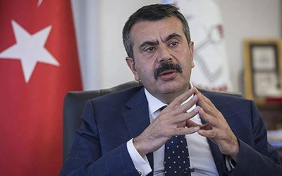 Milli Eğitim Bakanı Tekin'den öğretmen atamalarına ilişkin flaş mesaj