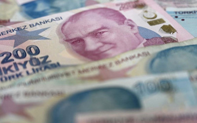 En kötü ihtimal dedi emekli ve memur zammı için canlı yayında rakam verdi