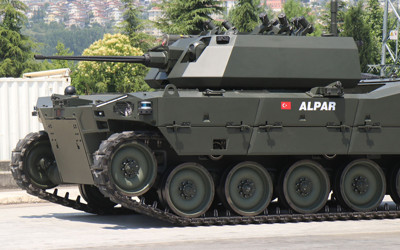 İşte Türkiye'nin ilk ağır sınıf paletli insansız zırhlı aracı!