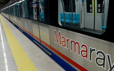 Marmaray'da intihar! Raylara atladı, hayatını kaybetti!