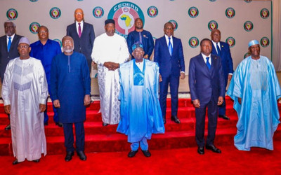 ECOWAS Nijer'deki darbeyi görüşmek üzere bugün toplanıyor!