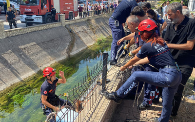 Antalya'da bahçe sulamak için kanala giren adam ağır yaralandı!