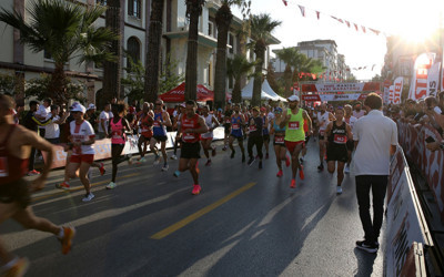 2. Uluslararası Vestel Manisa Yarı Maratonu koşuldu