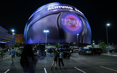 Dev küre "The Sphere", Las Vegas'ta U2 konseriyle açıldı